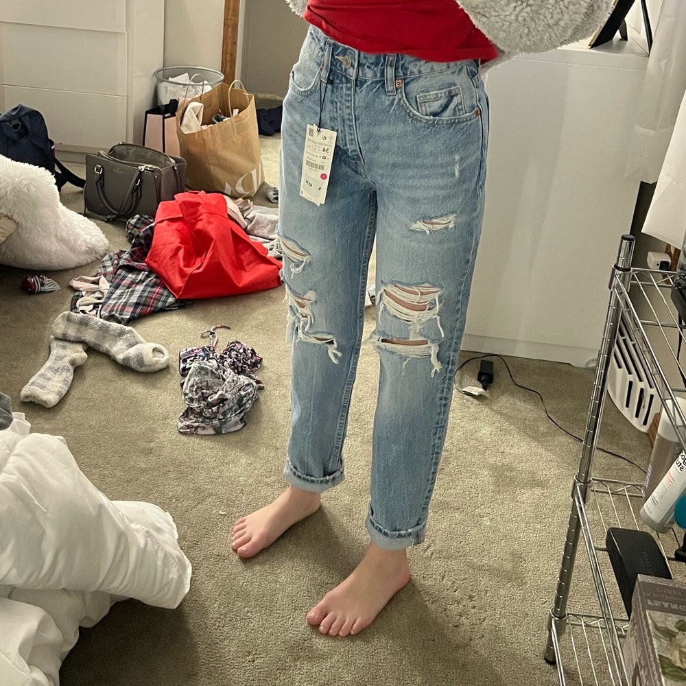 Zara ripped mom jeans